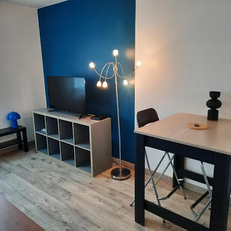 Les Buttes : Apt 2 Prs, 1 Ch : Parking Prive Dijon Exterior photo
